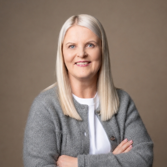 Jaana Kesäläinen-Ruohola - Palvelupäällikkö